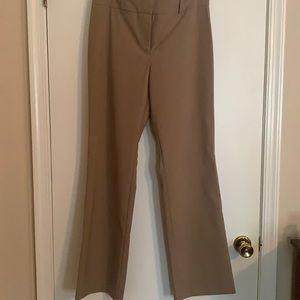 Ann Taylor Signature dress pant, size 8